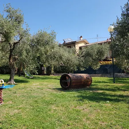 Casa Malina Im Gruenen Am Gardasee טוסקולנו מדרנו